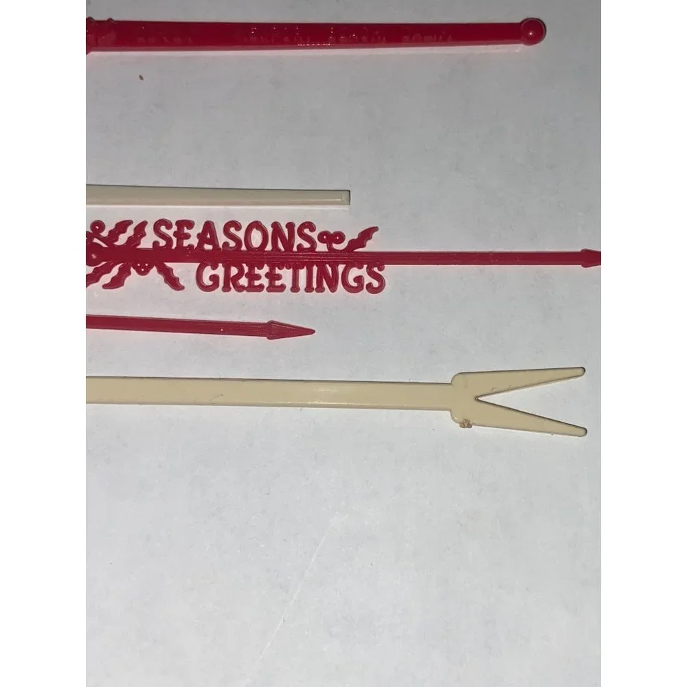 Vintage Lot of 7 Various Swizzle Sticks To Include Harrah’s, Newporter Inn and M